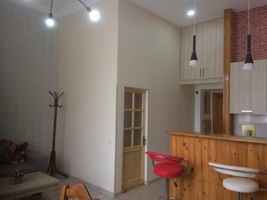 Modern Apartment Avlabari Tbilisi Exteriör bild