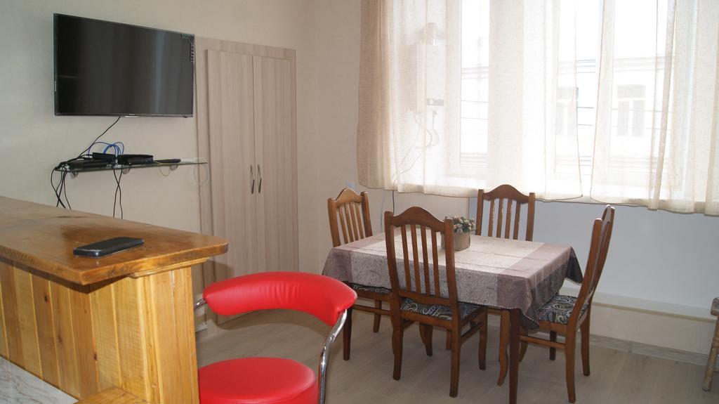 Modern Apartment Avlabari Tbilisi Exteriör bild